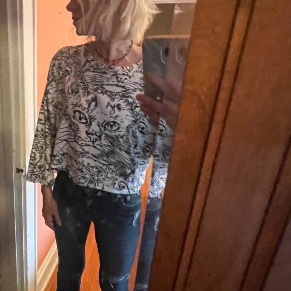 Vintage  “Like New” MOODS BY KRIZIA for The Limited  Cat face Shirt M circa 1986